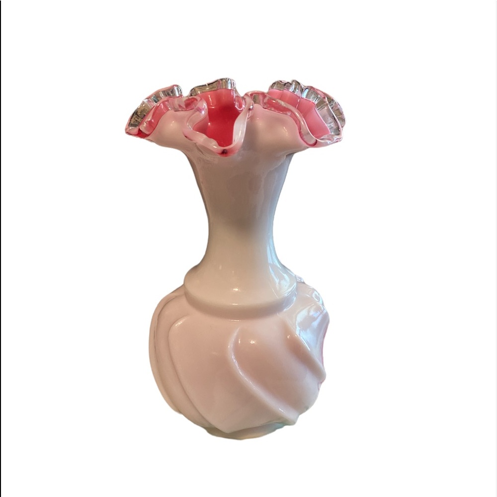 Vintage Fenton 6" Milk White Peach Crest Wave Ruffled Hand Blown Art Glass Vase
